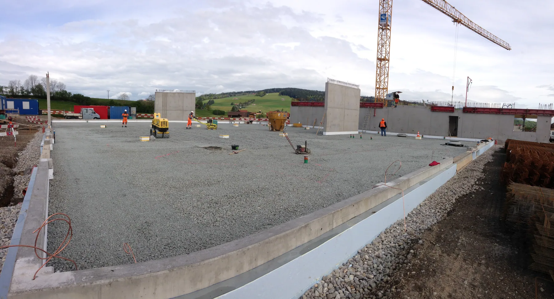 Isolation MISAPOR sous dallage - Construction Bâtiment administratif Polymmo à CH-1630 Bulle - photo de chantier 08