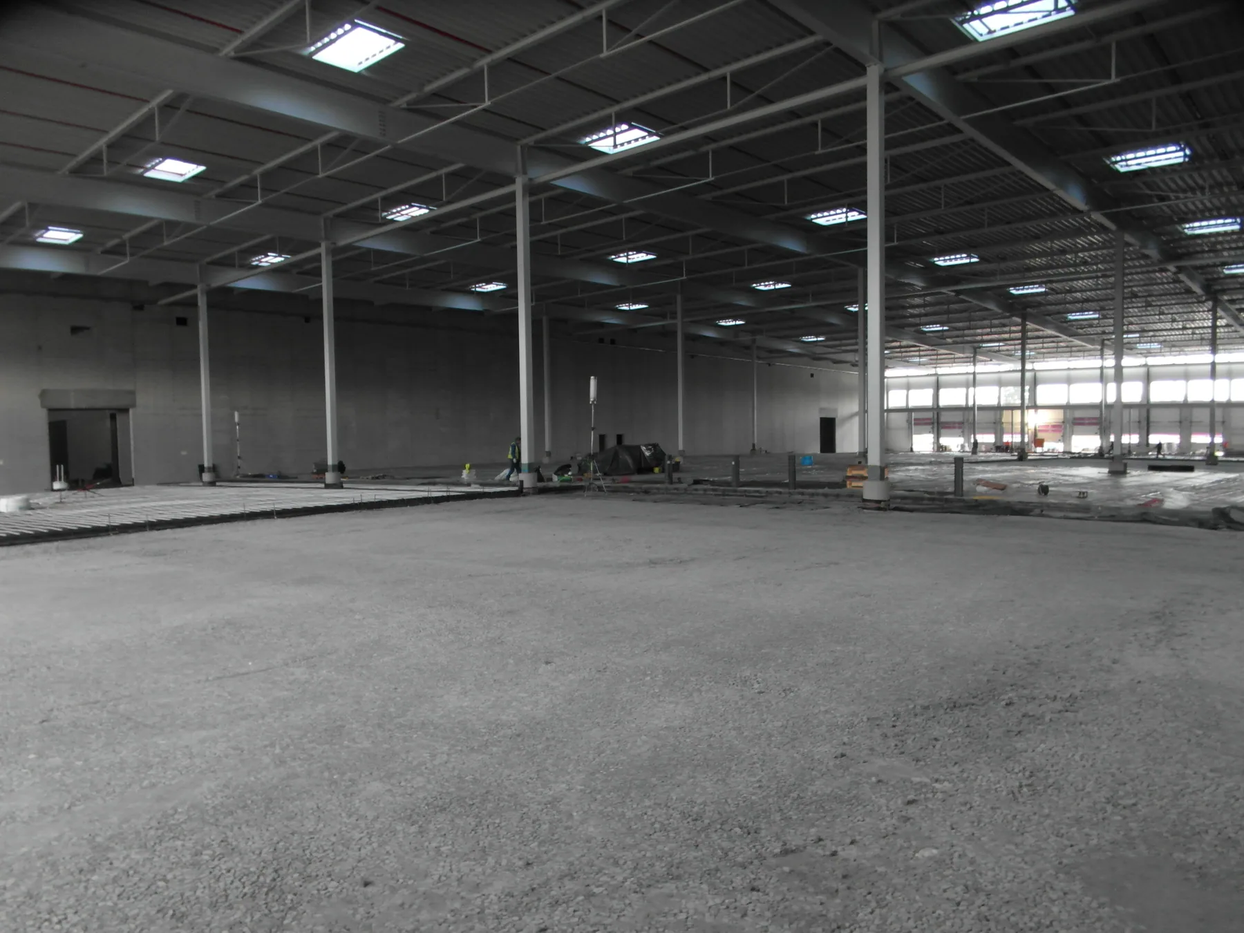 Isolation MISAPOR sous dallage - Construction d'un centre logistique pour magasin LIDL à CH-1541 Sévaz - photo de chantier 14