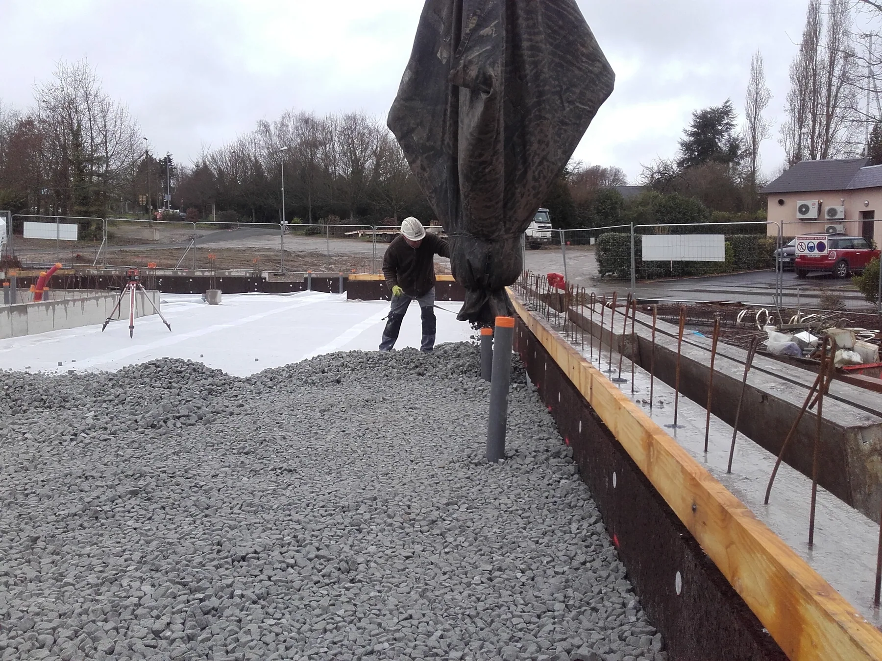 Isolation MISAPOR sous dallage - Construction MAISON DE LA SANTE 35770 Vern-sur-Seiche - photo de chantier 09
