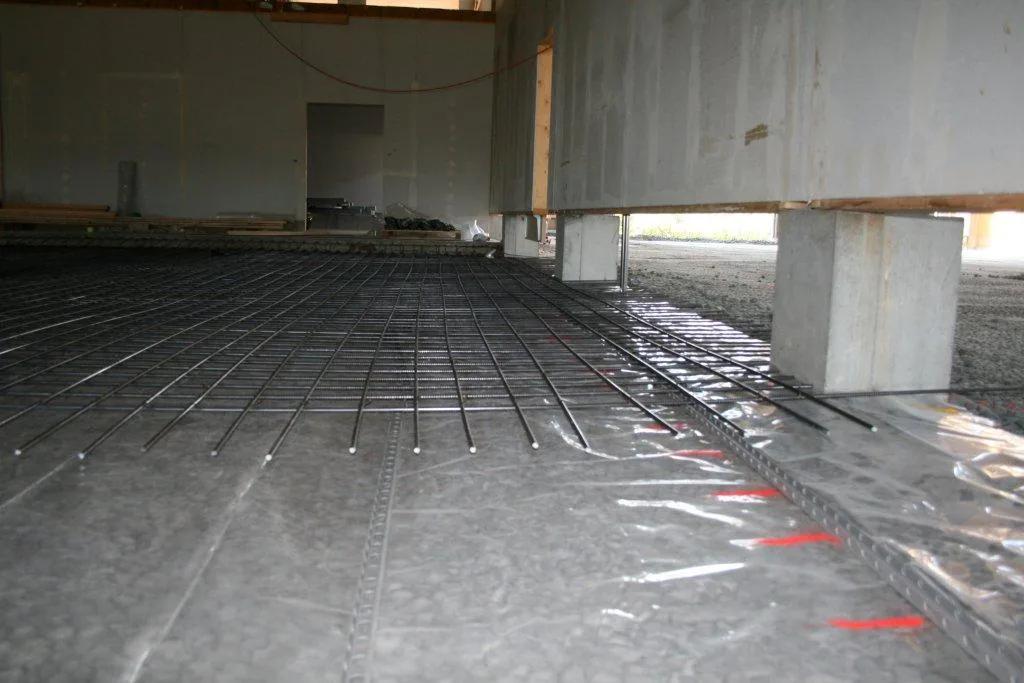 Isolation MISAPOR sous dallage - Construction MENUISERIE à CH-3236 Gampelen - photo de chantier 07
