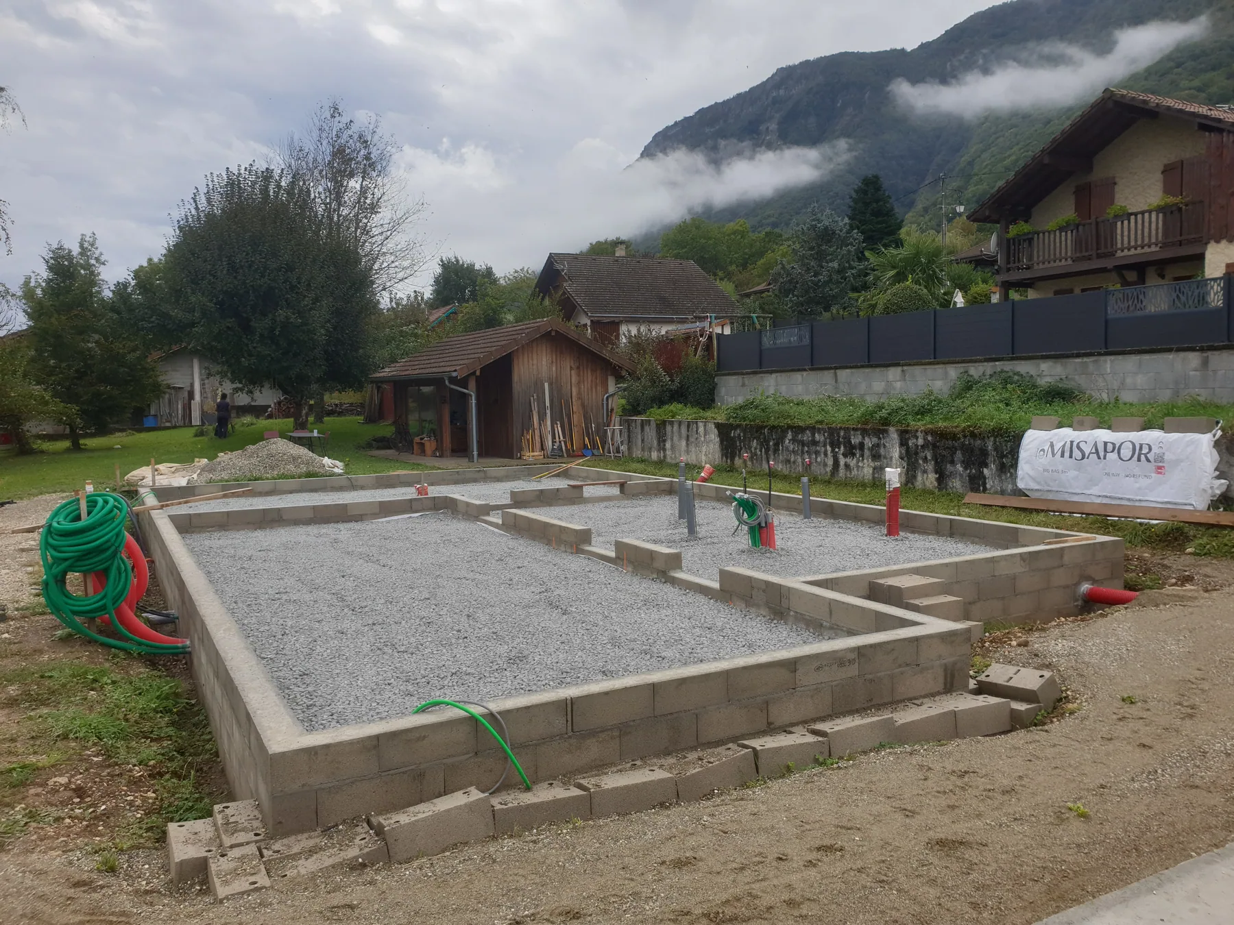 Isolation MISAPOR sous dallage - Maison 73 allée de la perrière 38530 BARRAUX - photo de chantier 12