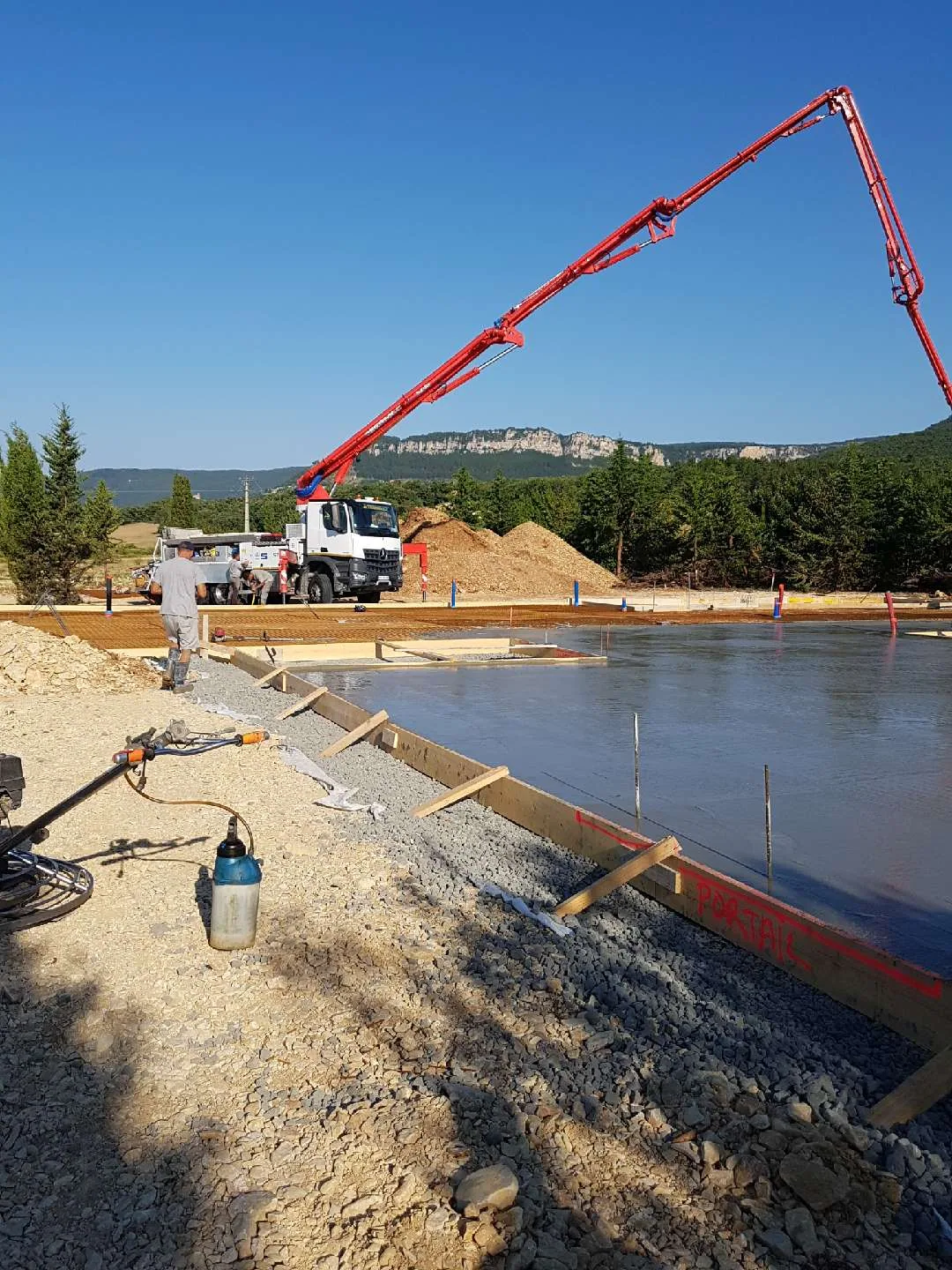 MISAPOR sous radier - Brasserie des 3 becs 26400 Gigors et Lozeron - photo de chantier 04