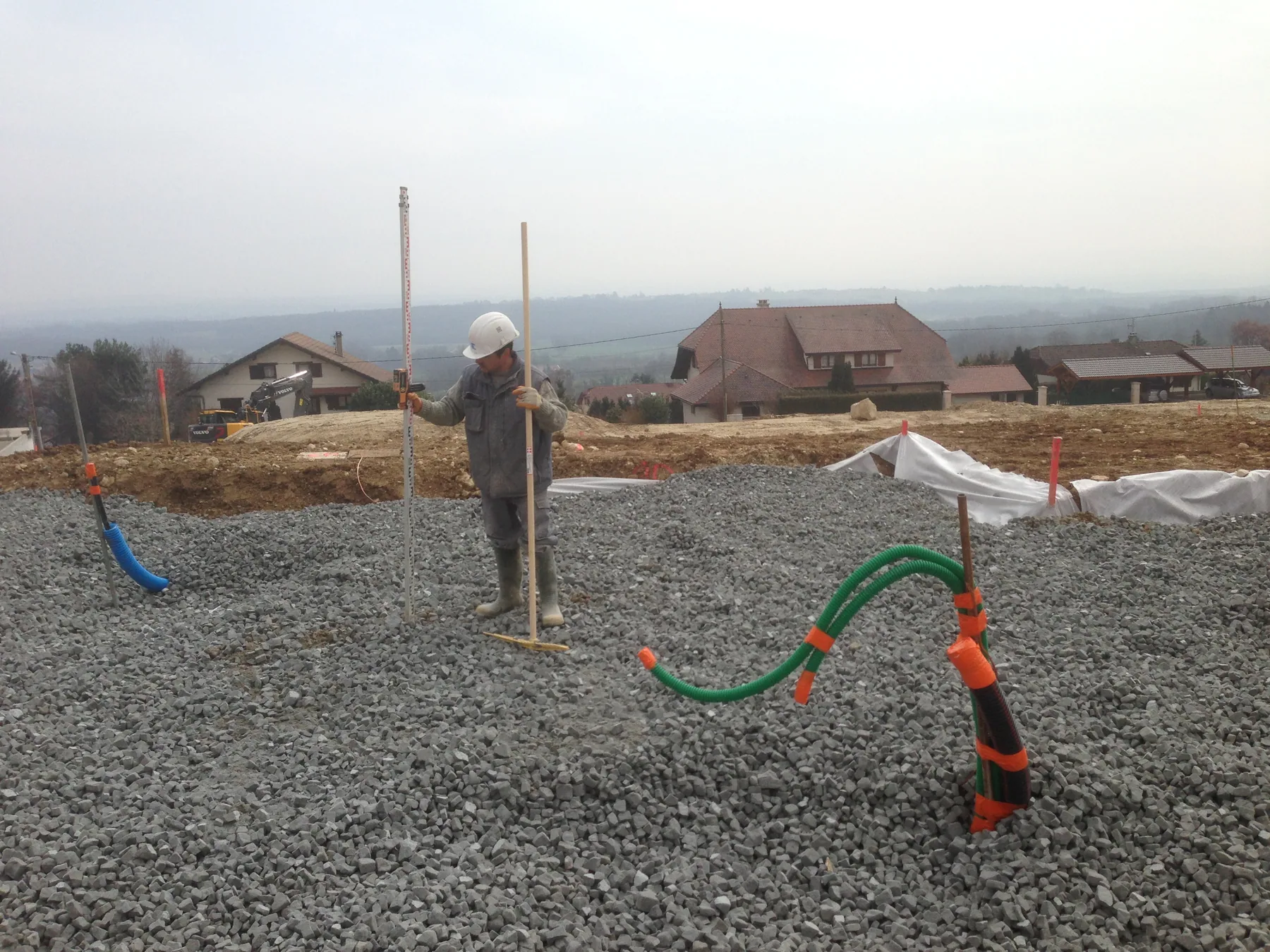 MISAPOR sous radier - 16 maisons FR-01630 Saint-Jean-de-Gonville - photo de chantier 02