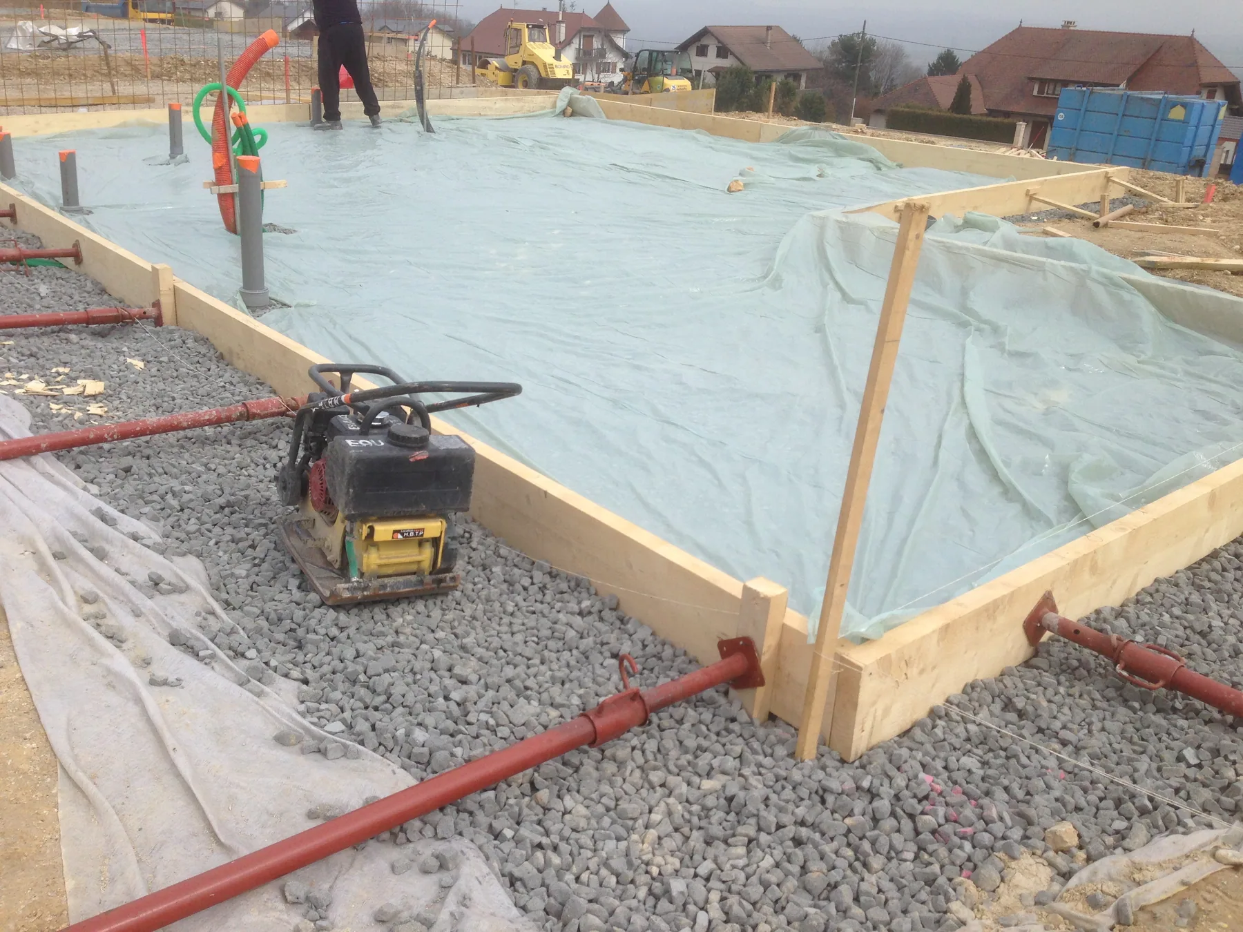 MISAPOR sous radier - 16 maisons FR-01630 Saint-Jean-de-Gonville - photo de chantier 05