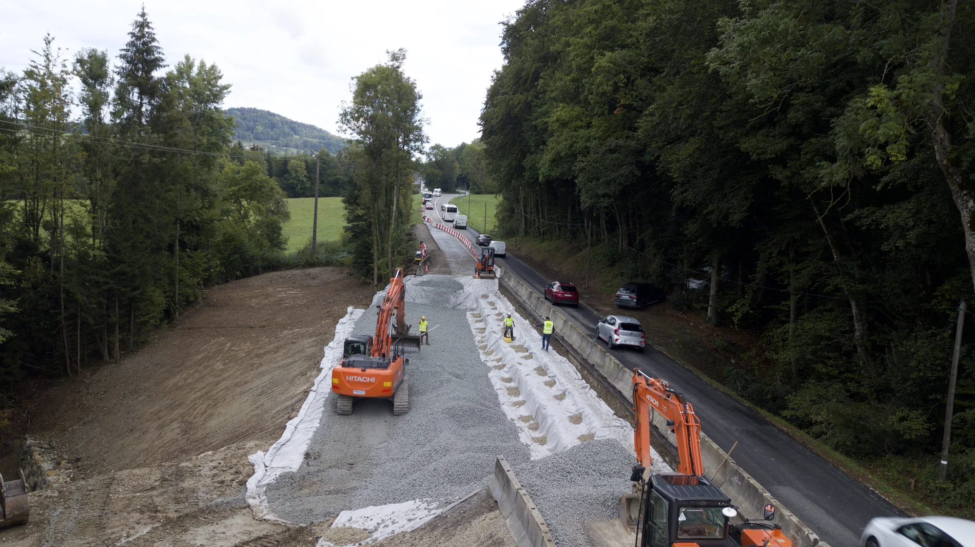 Mise en œuvre du remblai allégé sur la RD1203 à Groisy